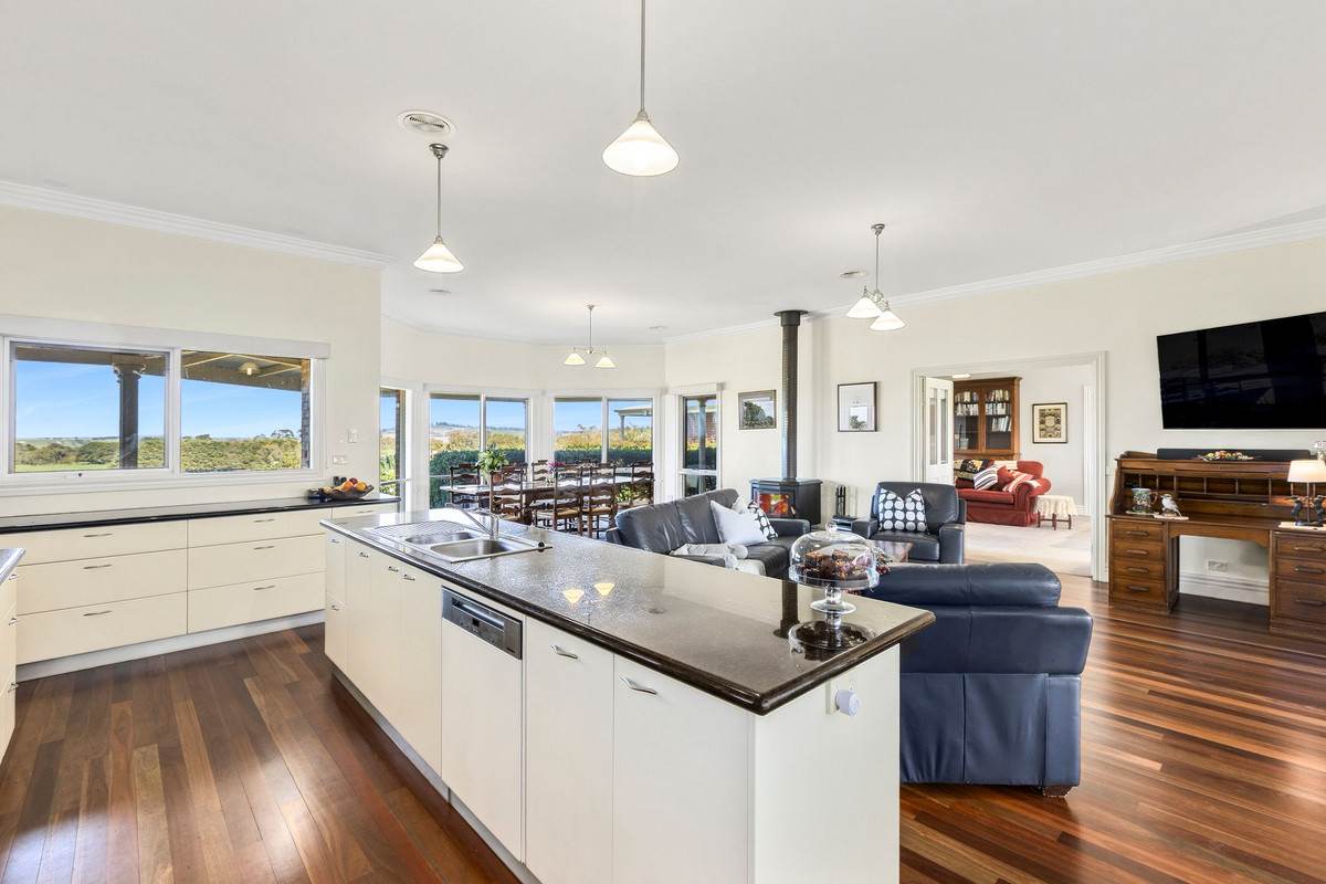 1195 Barrabool Road, Barrabool For Sale by Farmbuy.com - image 11