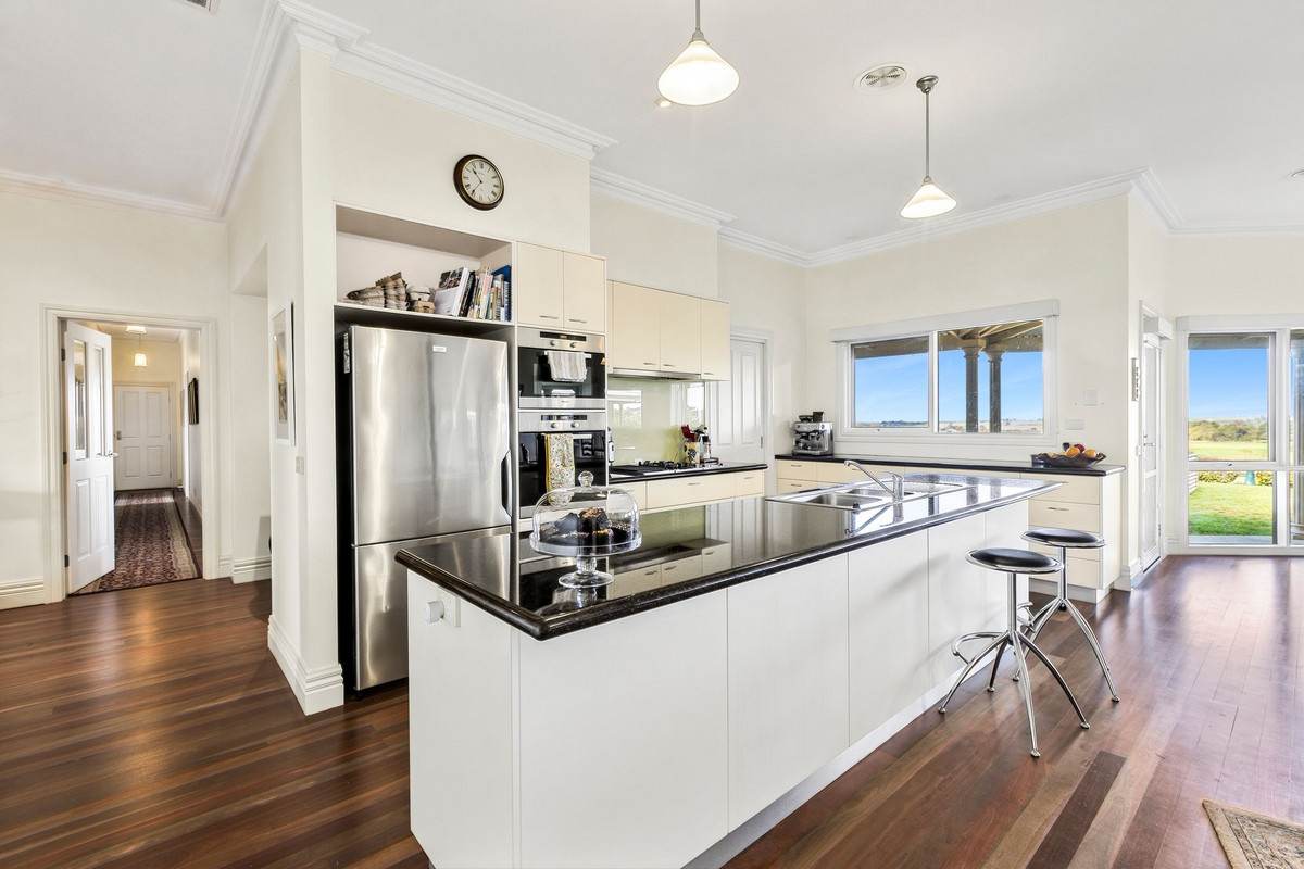 1195 Barrabool Road, Barrabool For Sale by Farmbuy.com - image 10