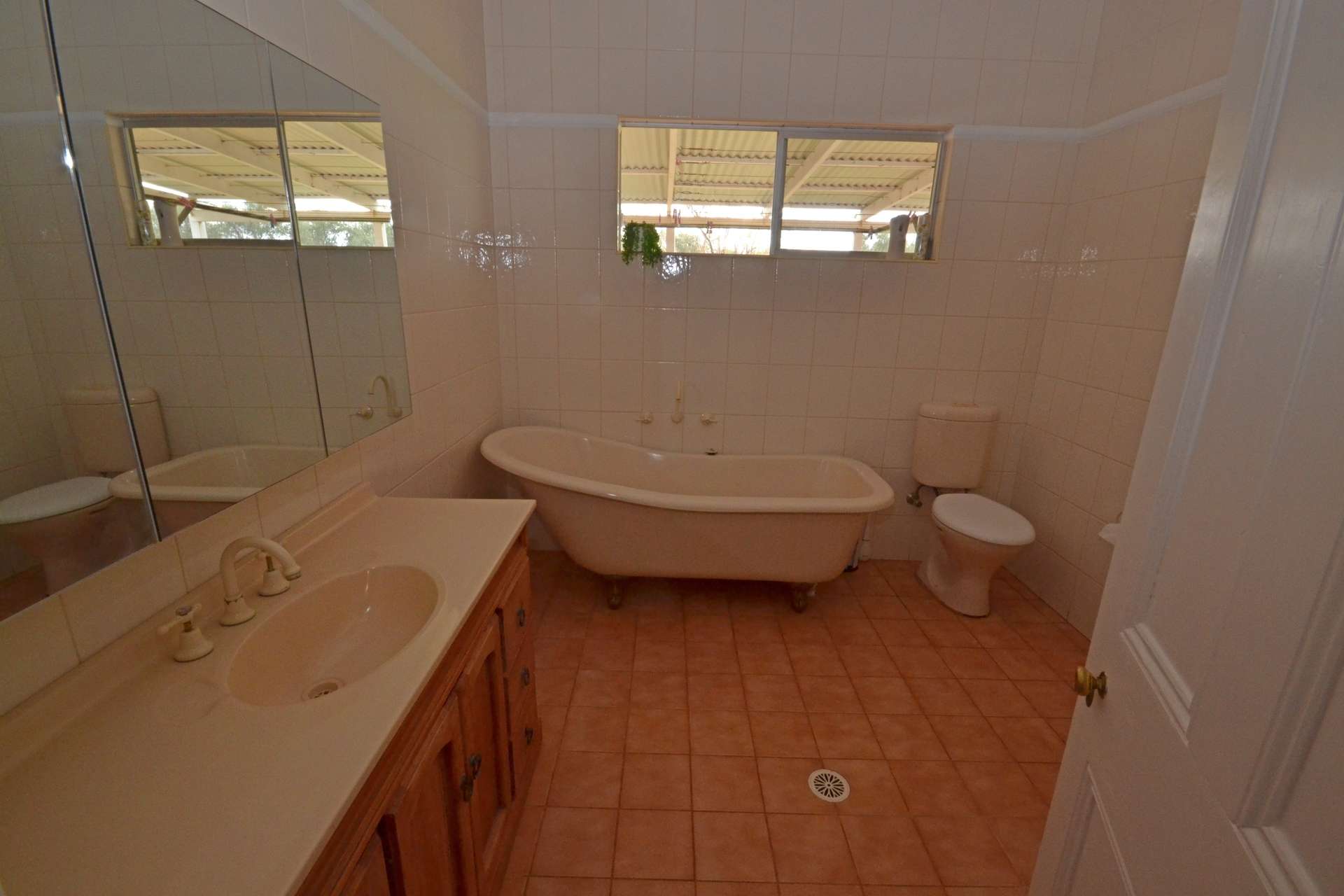 40 Hills Lane, Inverell For Sale by Farmbuy.com - image 10