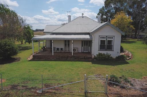 40 Hills Lane, Inverell NSW 2360