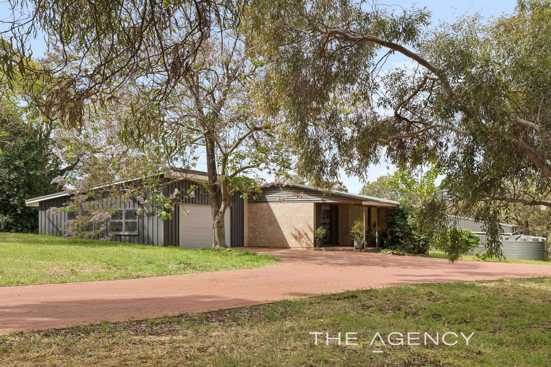 8 Newman Road, Glen Forrest For Sale by Farmbuy.com - image 4