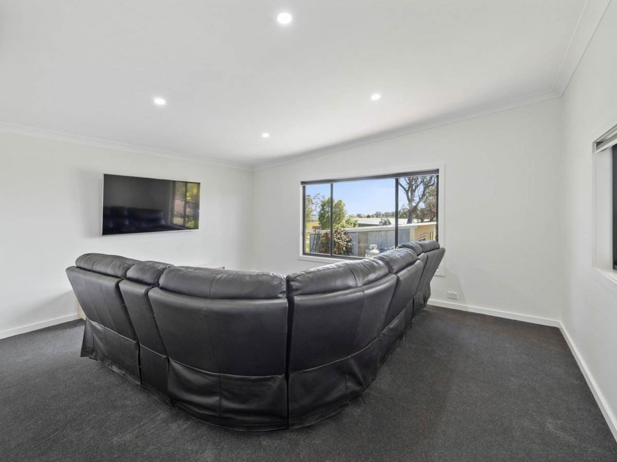 433 Maimuru SS Road Via, Young For Sale by Farmbuy.com - image 11