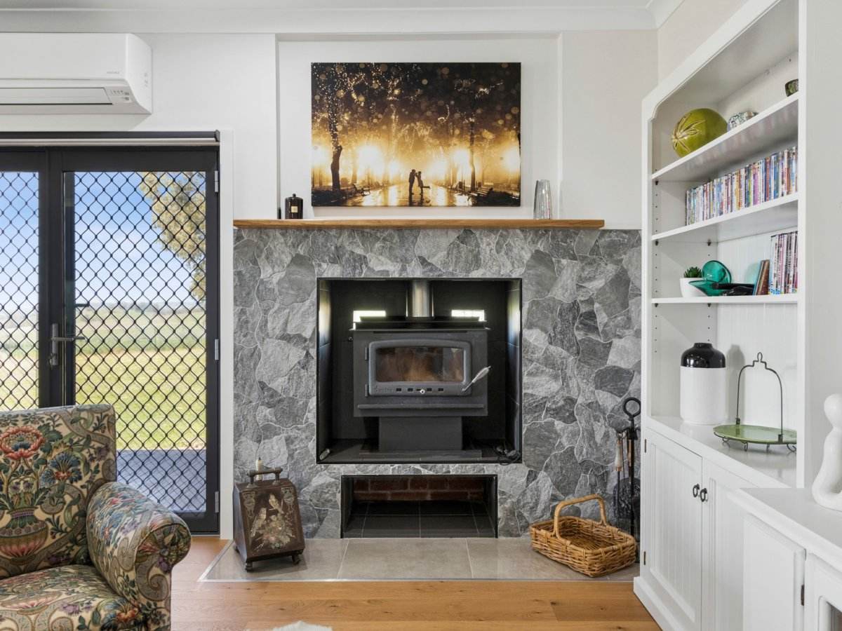 433 Maimuru SS Road Via, Young For Sale by Farmbuy.com - image 10