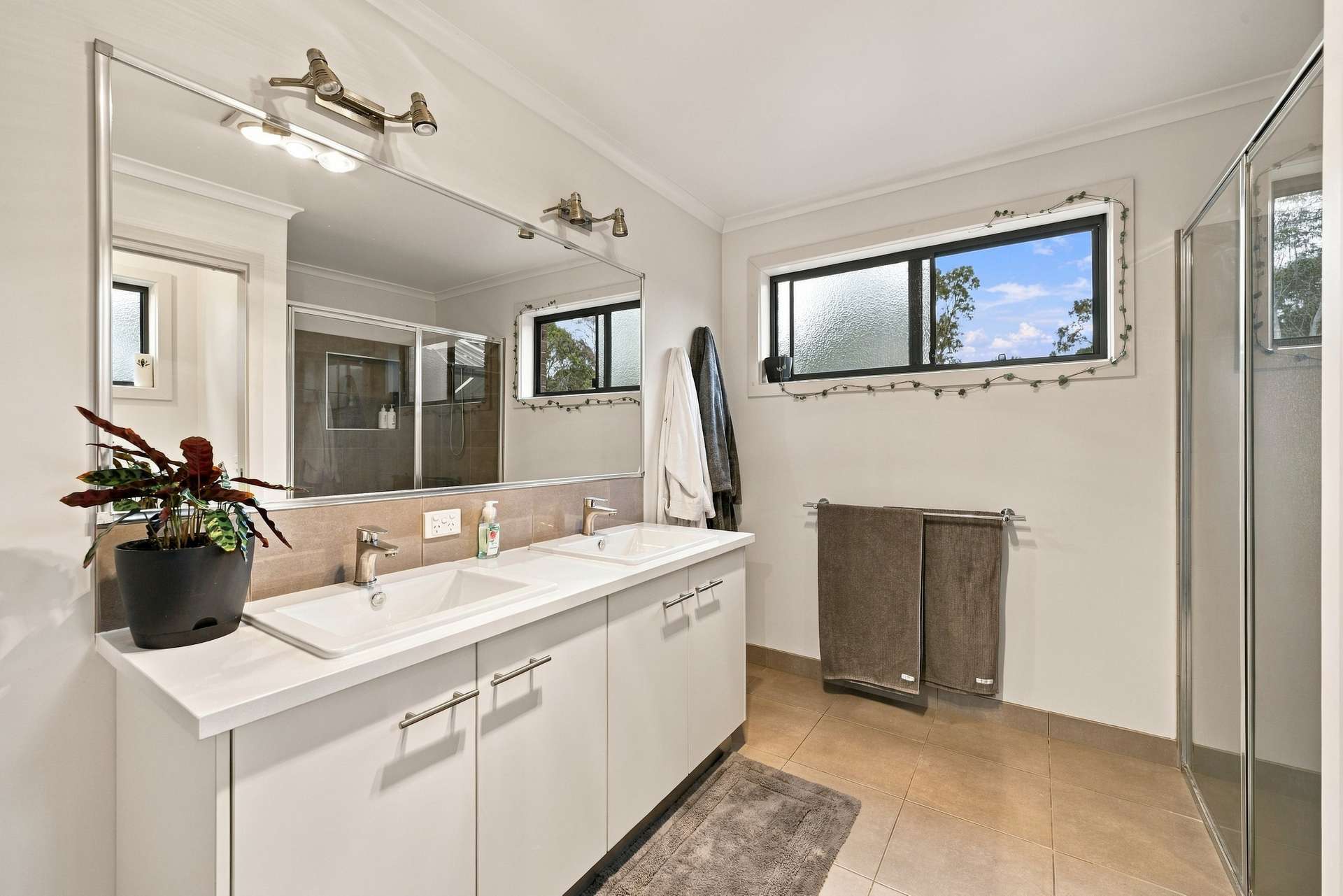 44 Mount View Road, Wurruk For Sale by Farmbuy.com - image 11
