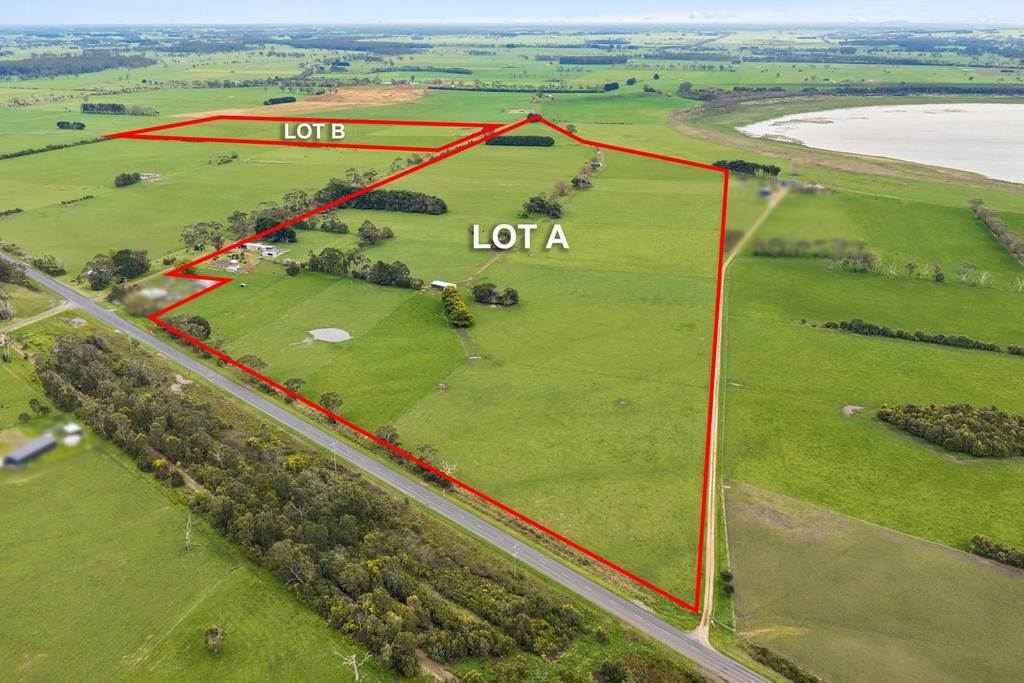 10 Rohans Road, Elingamite VIC 3266