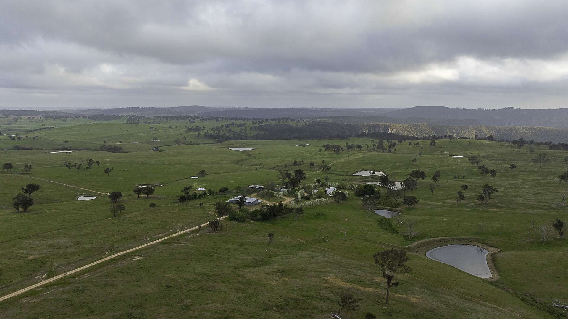 "Sylvania" 89 Townsend Road, Armidale Auction by Farmbuy.com - image 13