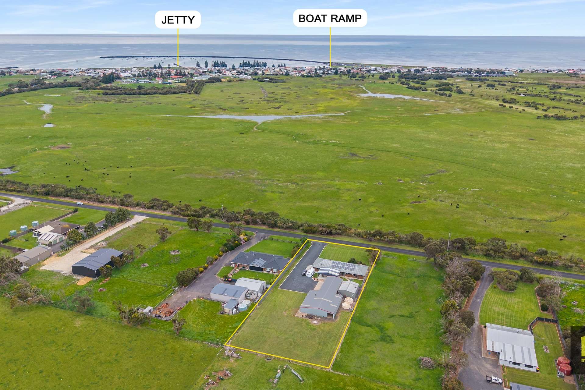 60 Dingley Dell Road, Port Macdonnell For Sale by Farmbuy.com - image 16