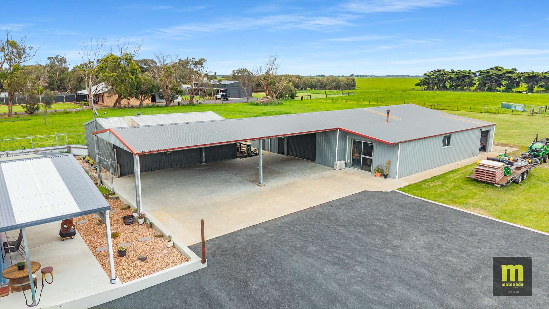 60 Dingley Dell Road, Port Macdonnell For Sale by Farmbuy.com - image 2