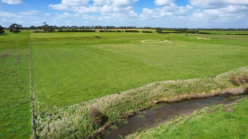'The Paddock' Warrnambool-Caramut Road, Woolsthorpe VIC 3276