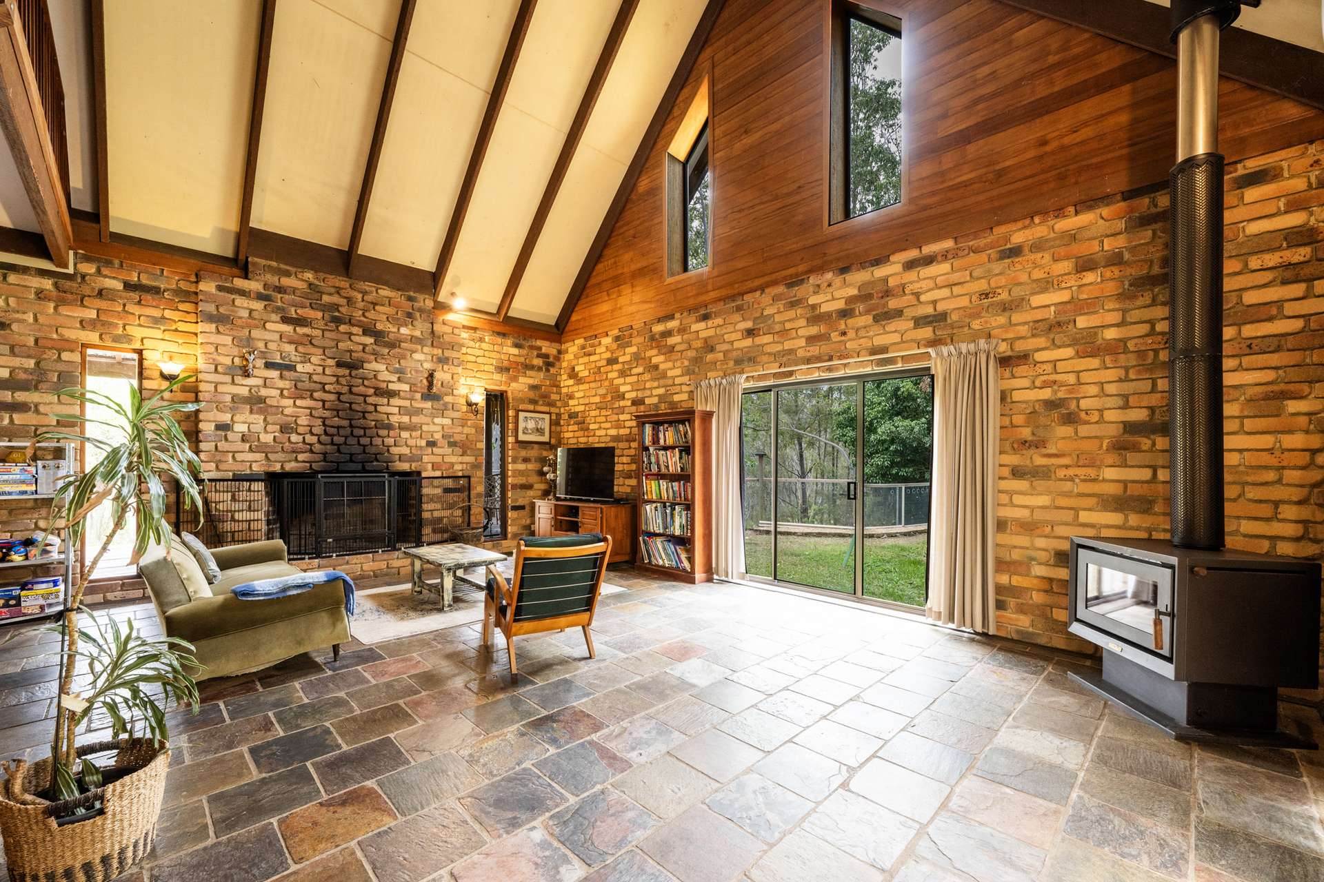 2663 Armidale Road, Blaxlands Creek For Sale by Farmbuy.com - image 7