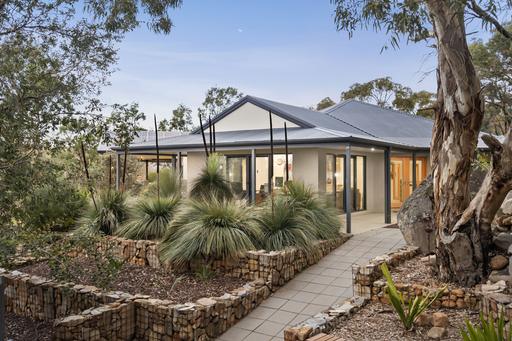 10 Tuan Lane, Longwood VIC 3665