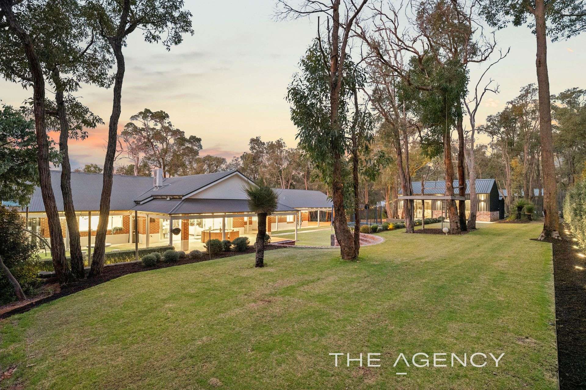 935 Bushlands Road, Hovea For Sale by Farmbuy.com - image 2