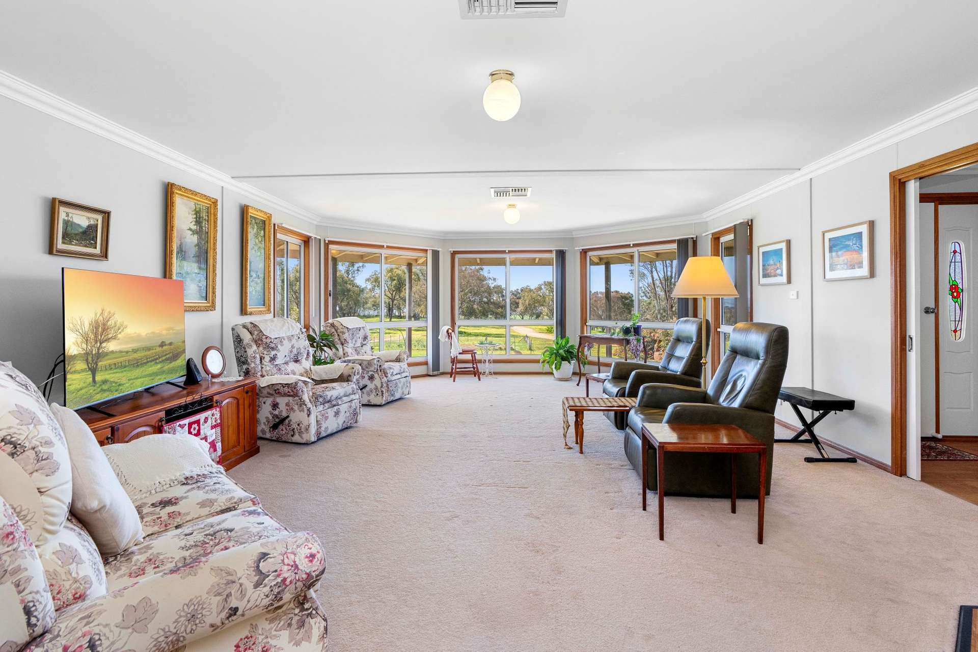 300 Jaricks Lane, The Rock For Sale by Farmbuy.com - image 11