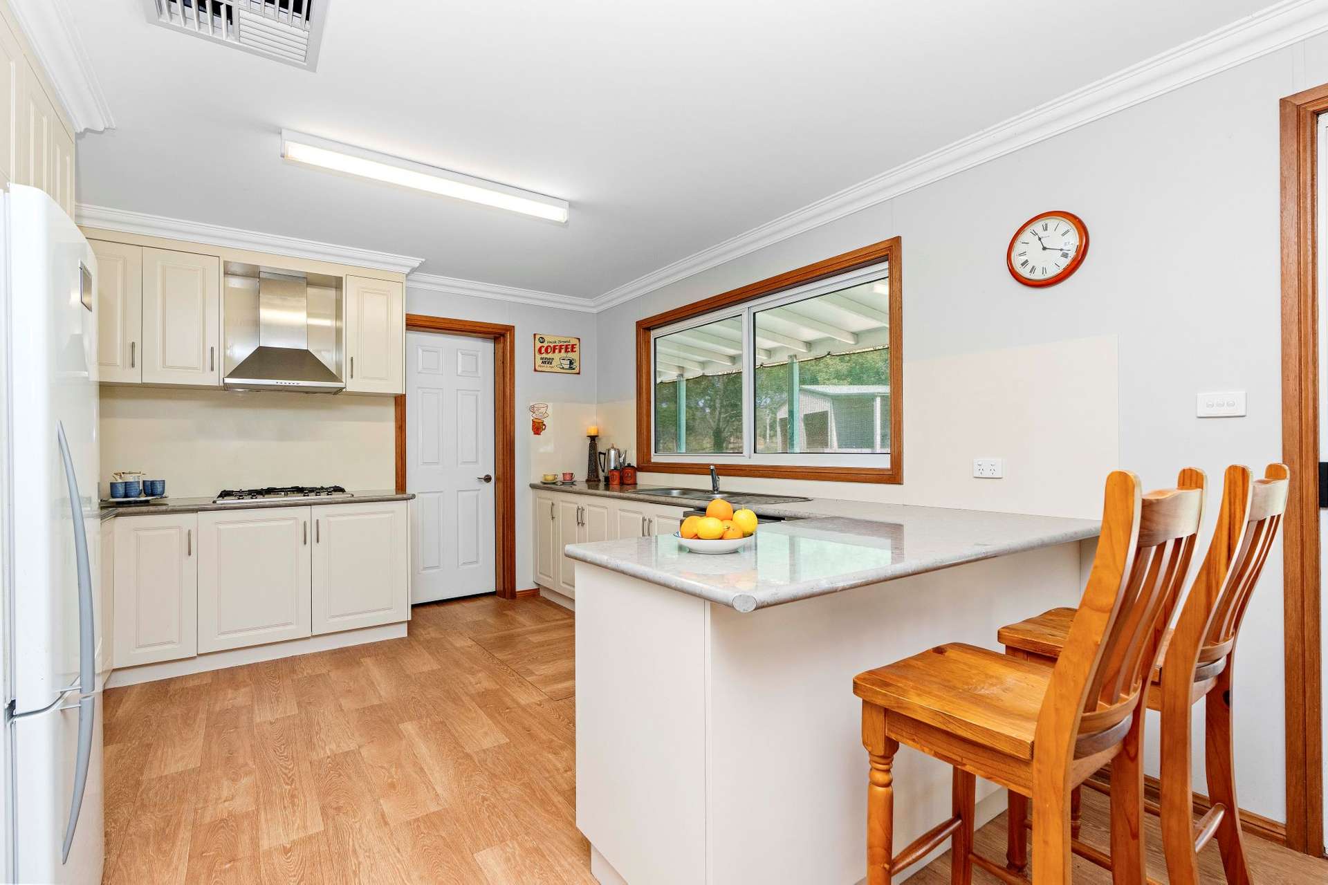 300 Jaricks Lane, The Rock For Sale by Farmbuy.com - image 8