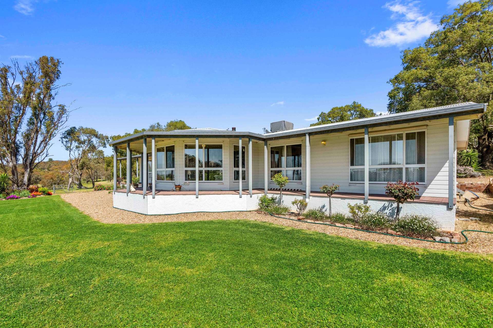 300 Jaricks Lane, The Rock For Sale by Farmbuy.com - image 7