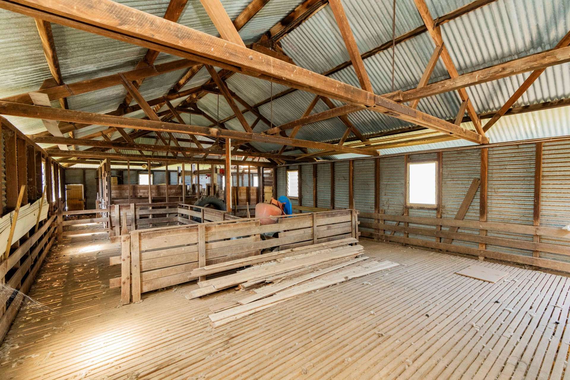 300 Jaricks Lane, The Rock For Sale by Farmbuy.com - image 18