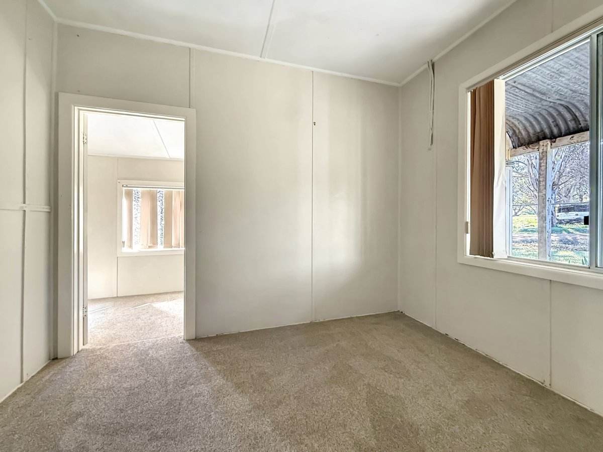 3 Pestells Lane, Young For Sale by Farmbuy.com - image 9