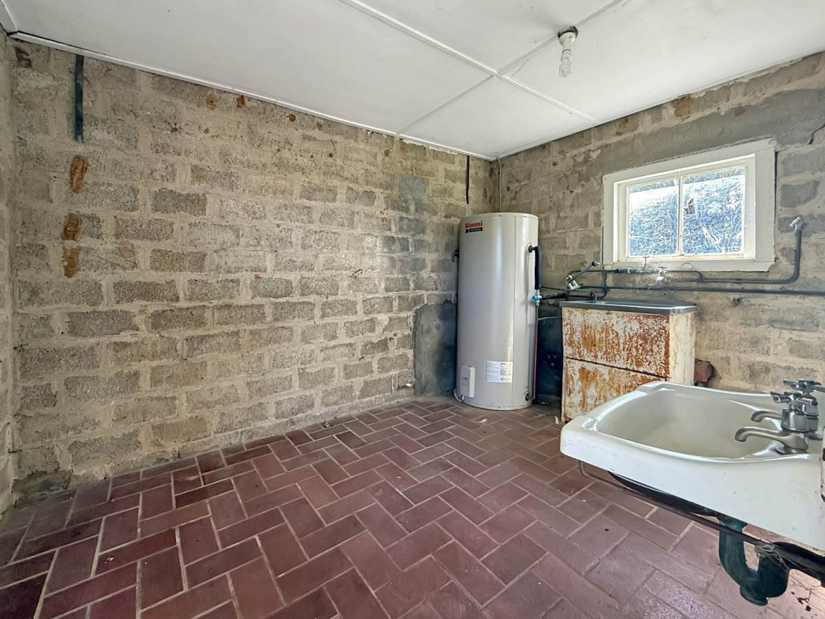 3 Pestells Lane, Young For Sale by Farmbuy.com - image 14