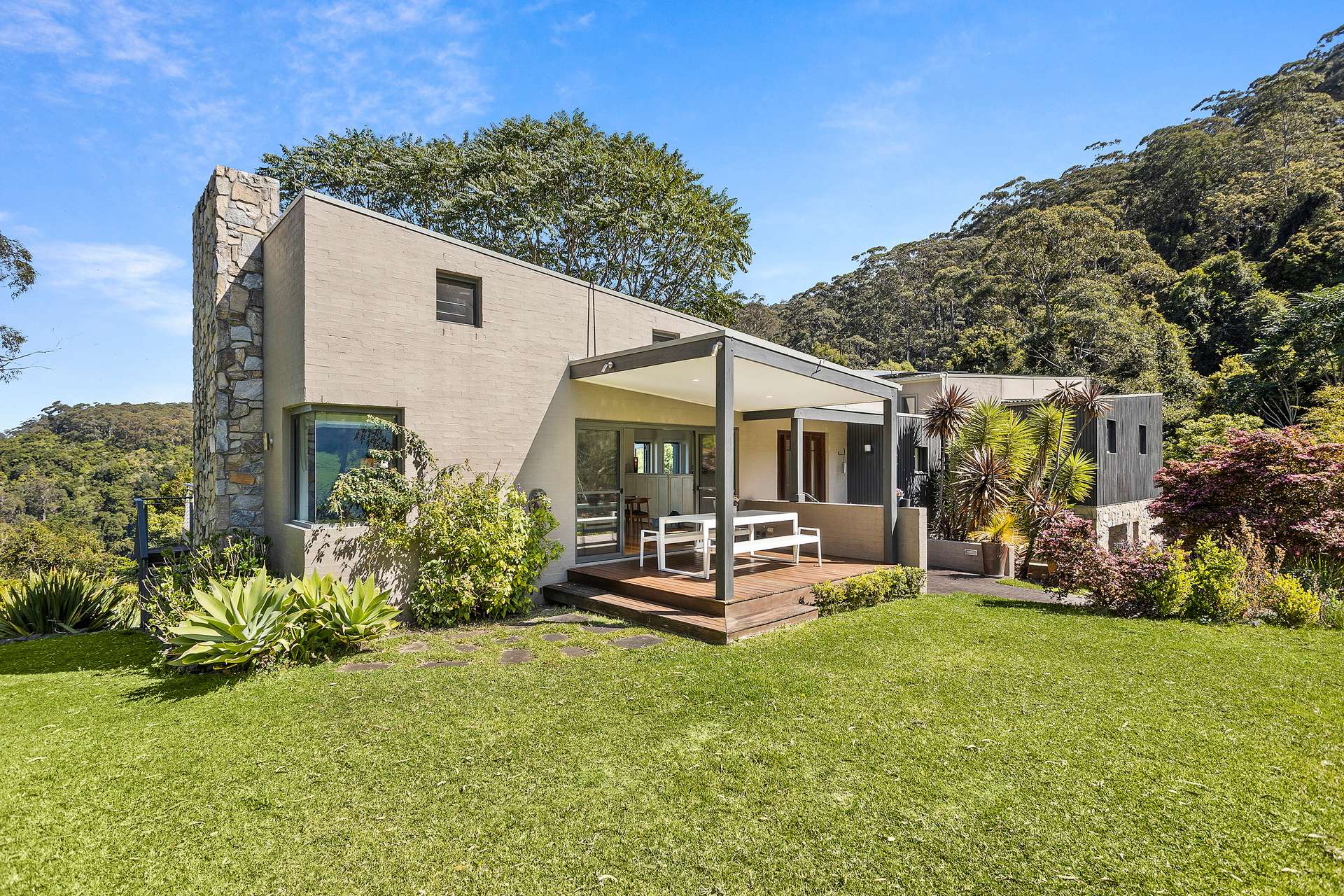589 Woodhill Mountain Road, Woodhill For Sale by Farmbuy.com - image 4