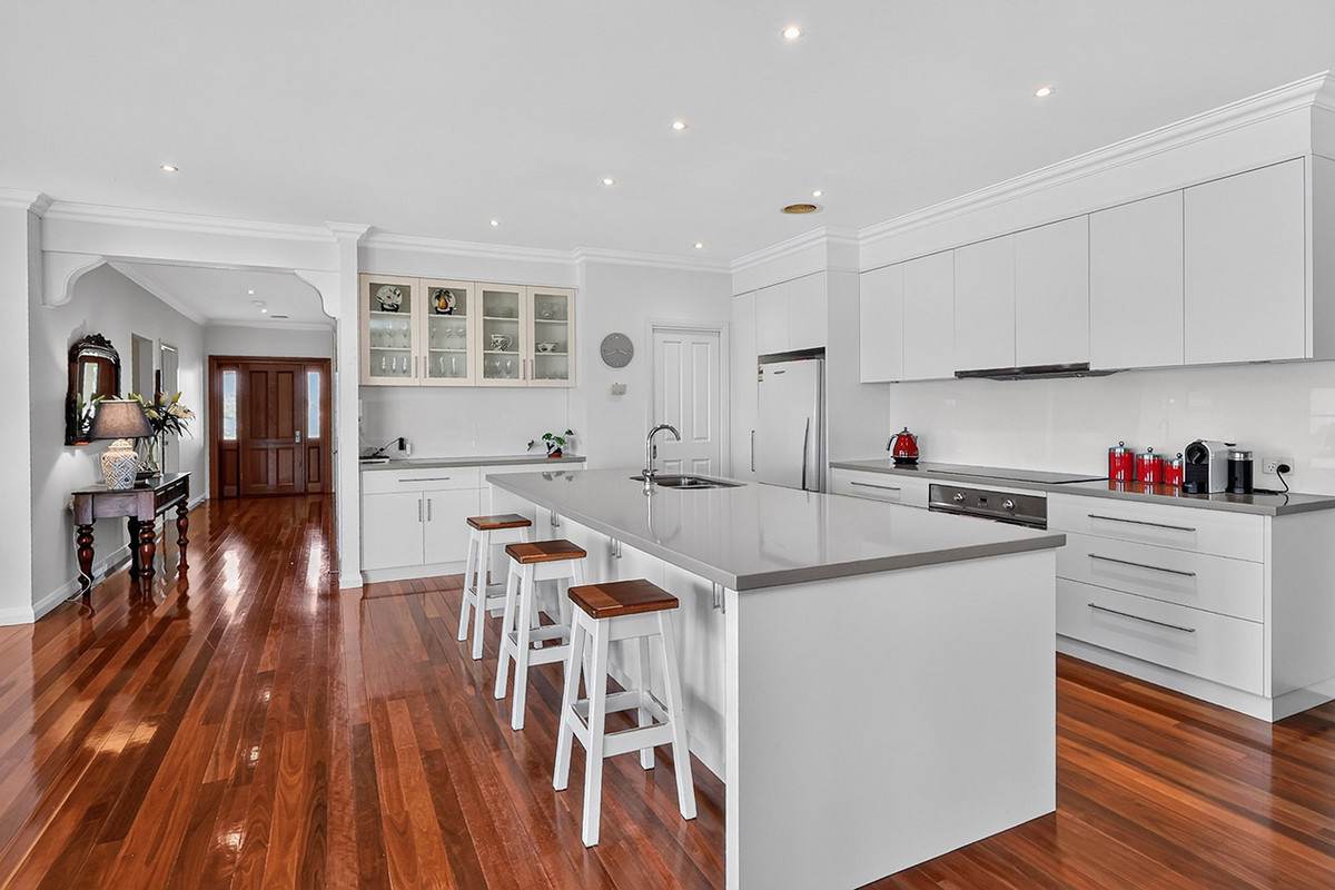 'Nella Park' 135 Hartwicks Road, Hamilton For Sale by Farmbuy.com - image 3