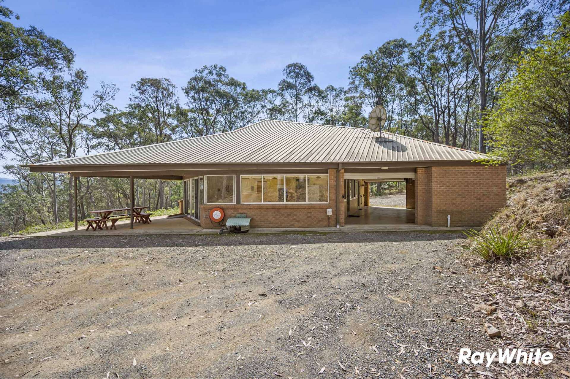1686 Maulbrooks Road, Mogendoura For Sale by Farmbuy.com - image 34