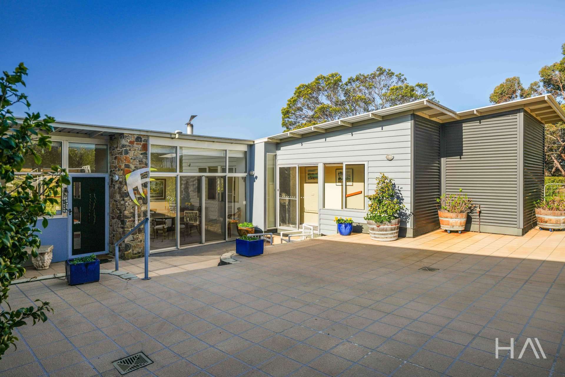 298 Swan River Road, Swansea For Sale by Farmbuy.com - image 21