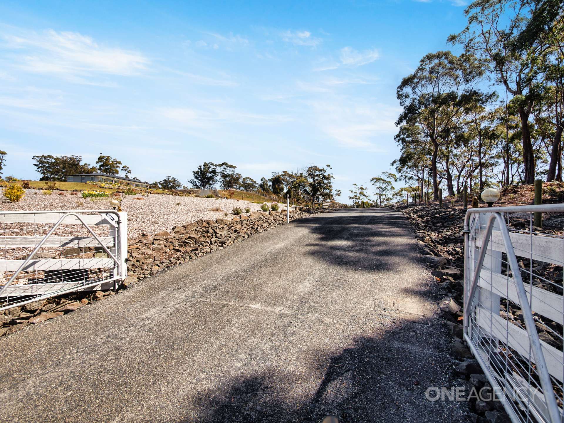 103 Devonshire Drive, Heybridge For Sale by Farmbuy.com - image 32