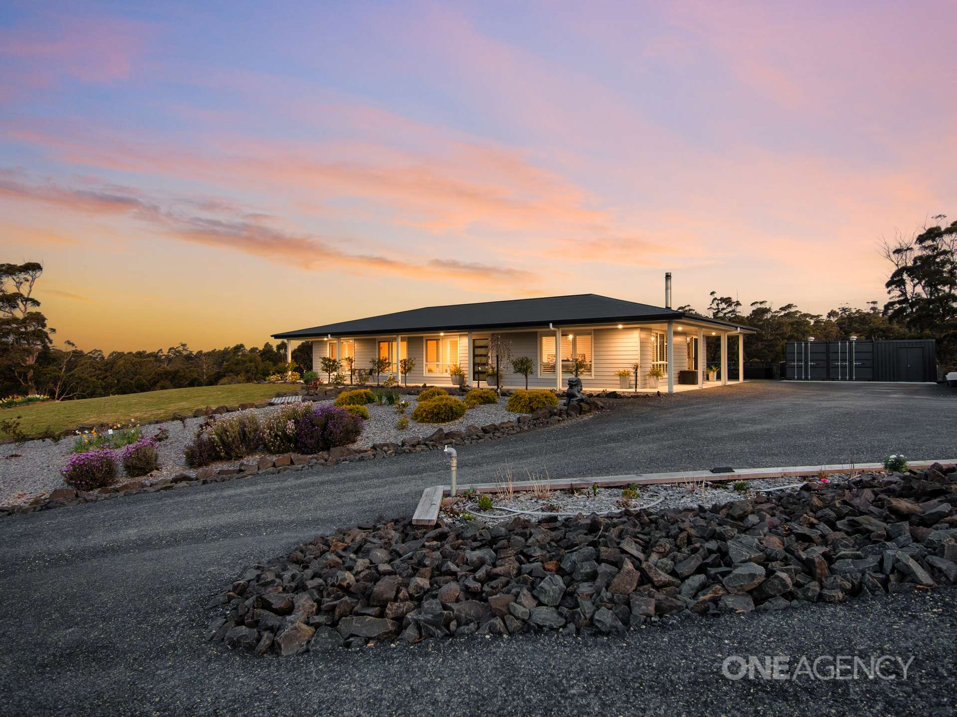 103 Devonshire Drive, Heybridge For Sale by Farmbuy.com - image 2