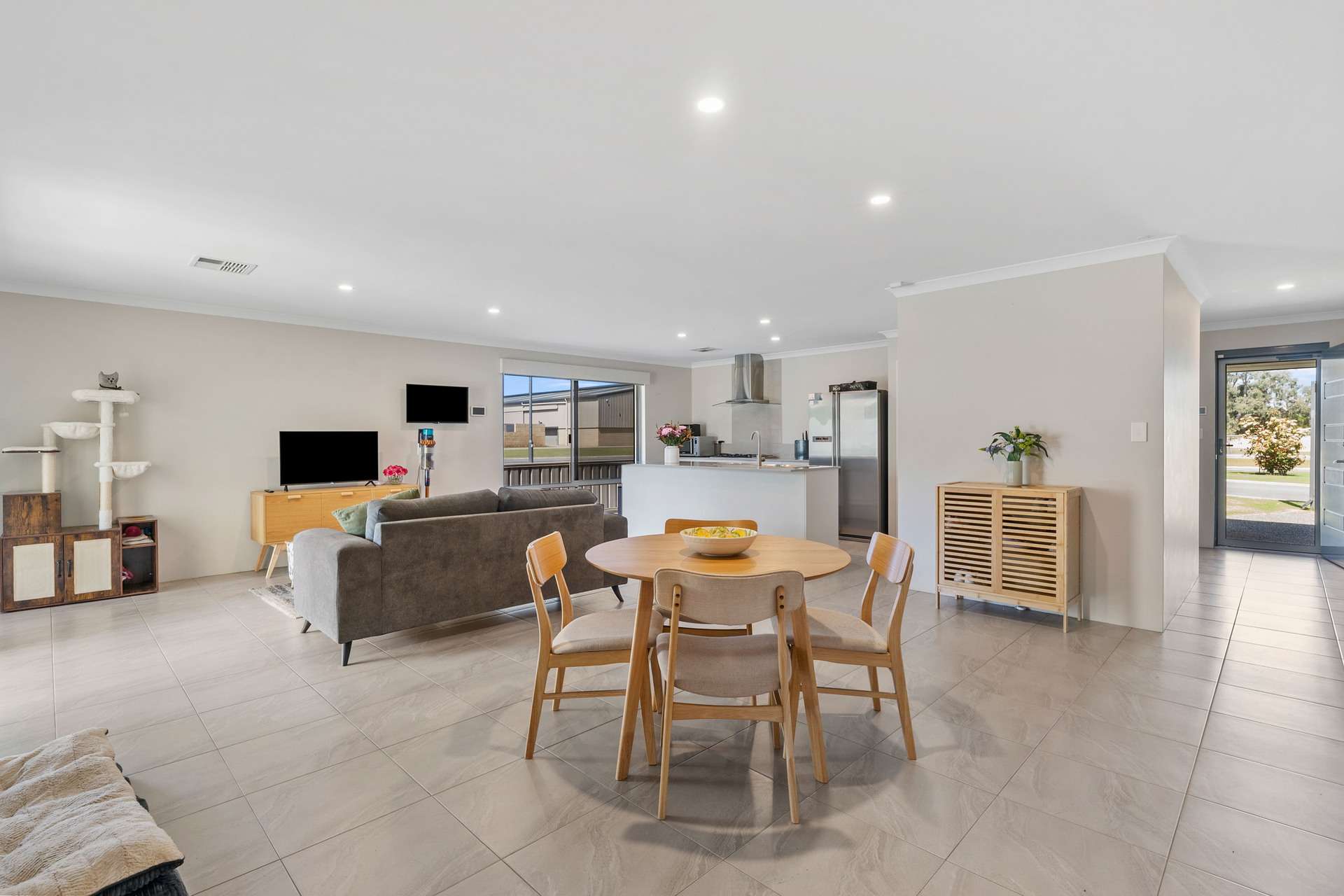 52 Lefroy Avenue, Herne Hill For Sale by Farmbuy.com - image 29