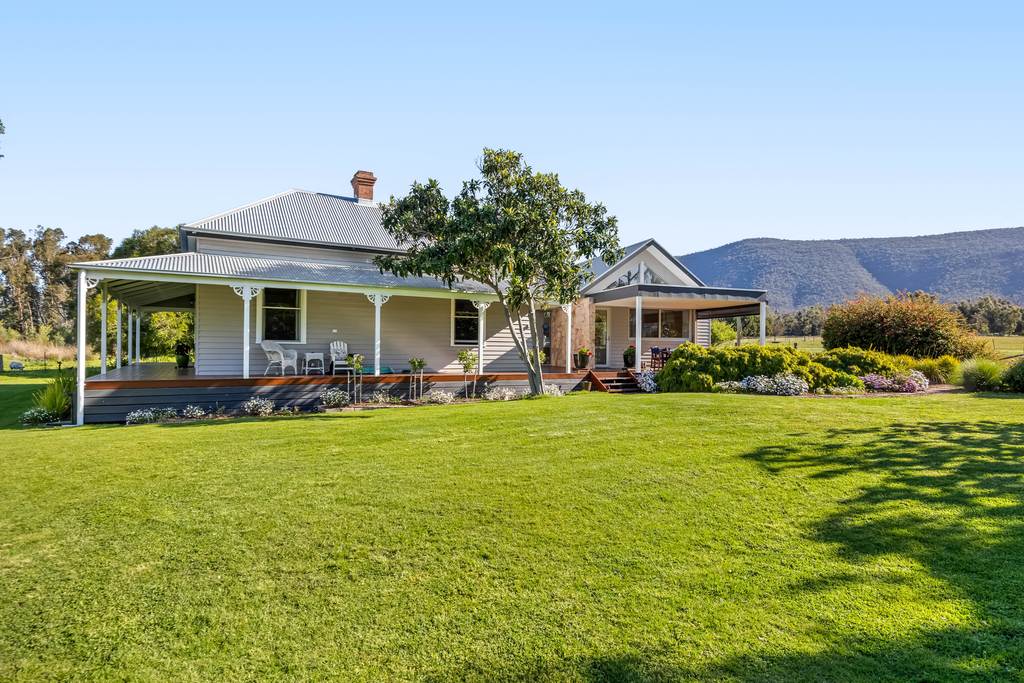 63 Waterhole Road, Pomonal VIC 3381
