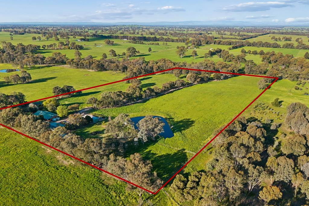 712 Glenrowan - Moyhu Road, Greta West VIC 3675