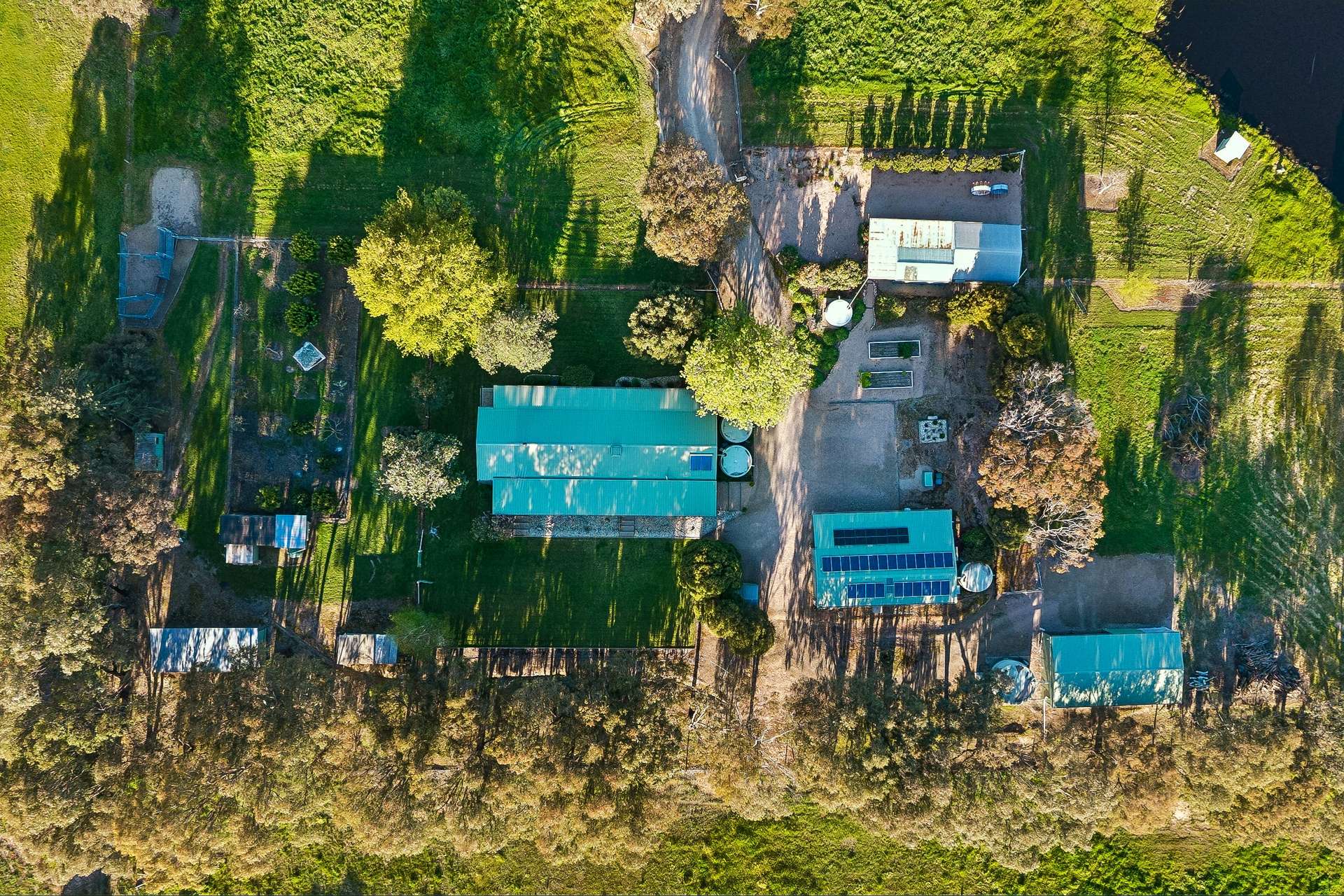 712 Glenrowan - Moyhu Road, Greta West For Sale by Farmbuy.com - image 5