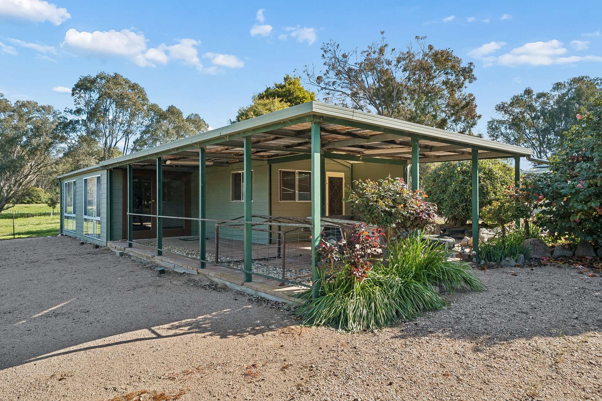 712 Glenrowan - Moyhu Road, Greta West For Sale by Farmbuy.com - image 23
