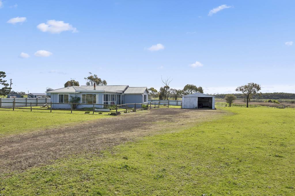 28 Taylor Street, Derrinallum VIC 3325