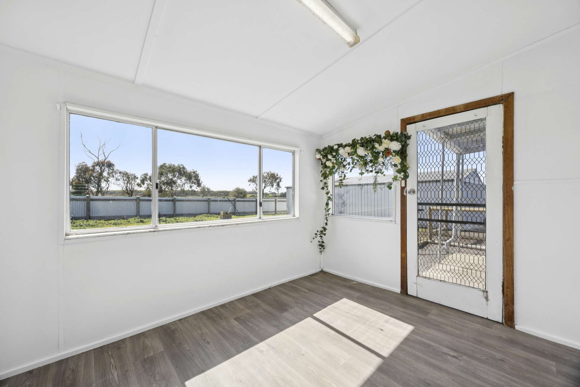 28 Taylor Street, Derrinallum For Sale by Farmbuy.com - image 10