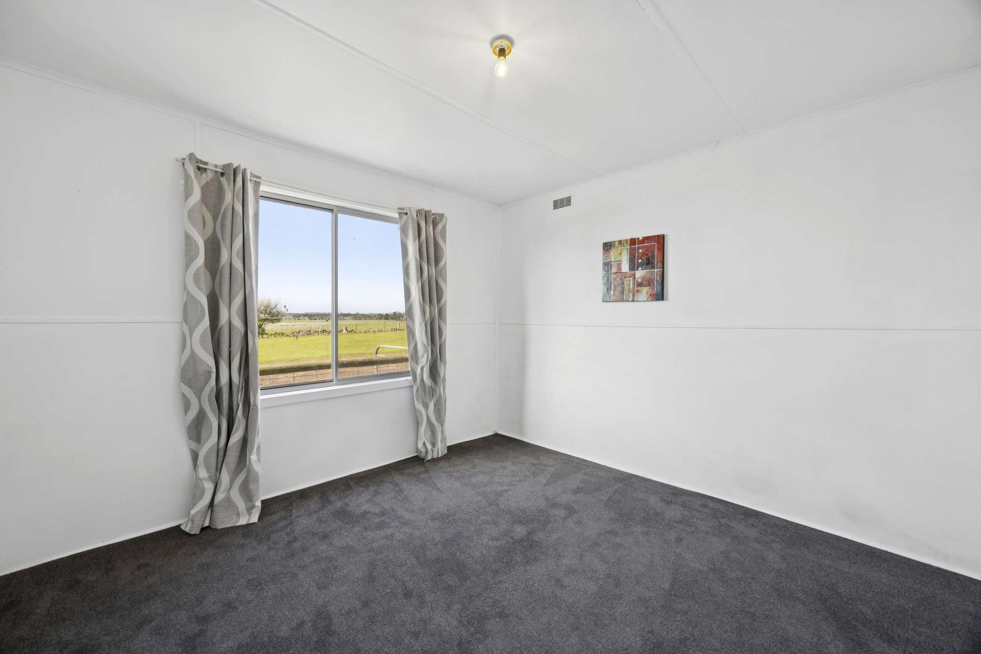 28 Taylor Street, Derrinallum For Sale by Farmbuy.com - image 9