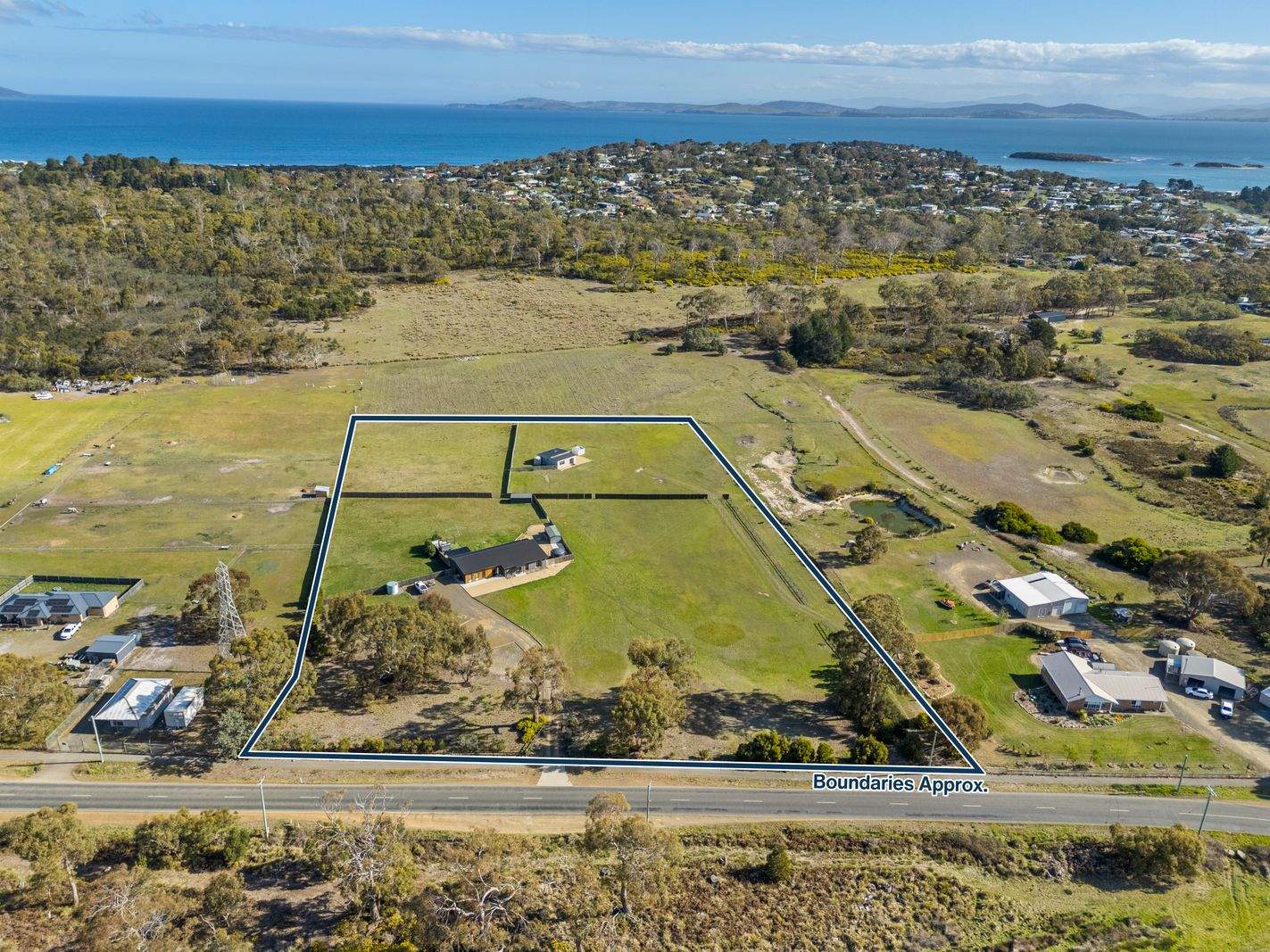 57 Carlton River Road, Dodges Ferry For Sale by Farmbuy.com - image 2