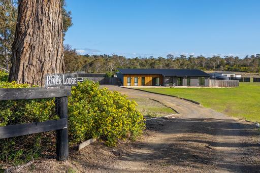 Farm For Sale - TAS - Dodges Ferry - 7173 - River Lodge - Beach Farm 