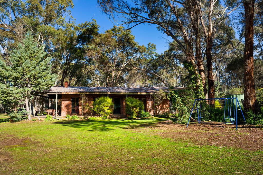 893 Fogarty's Gap Road, Walmer VIC 3463