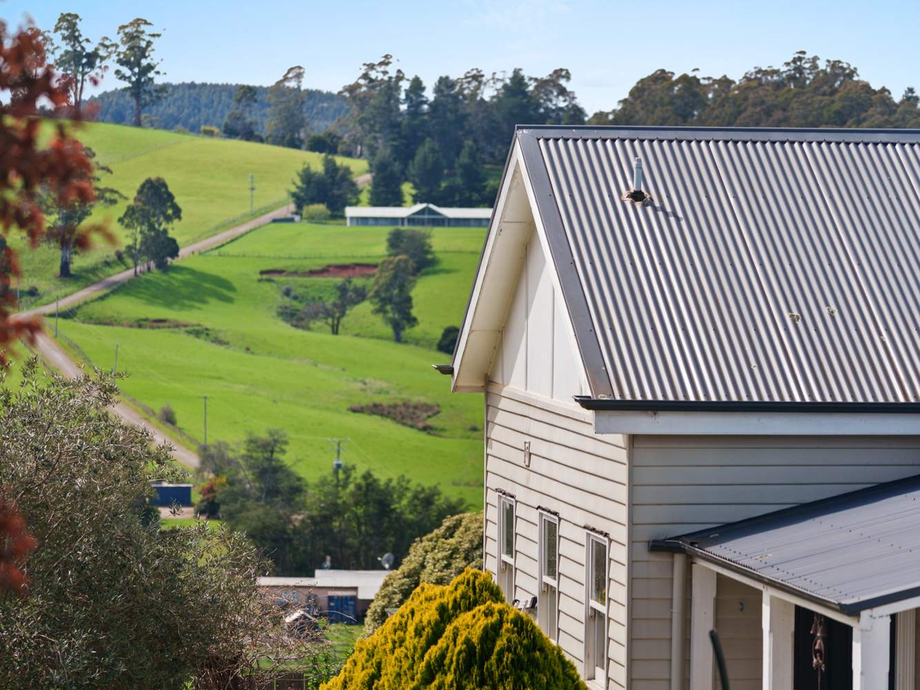 209 Paradise Road, Paradise For Sale by Farmbuy.com - image 2