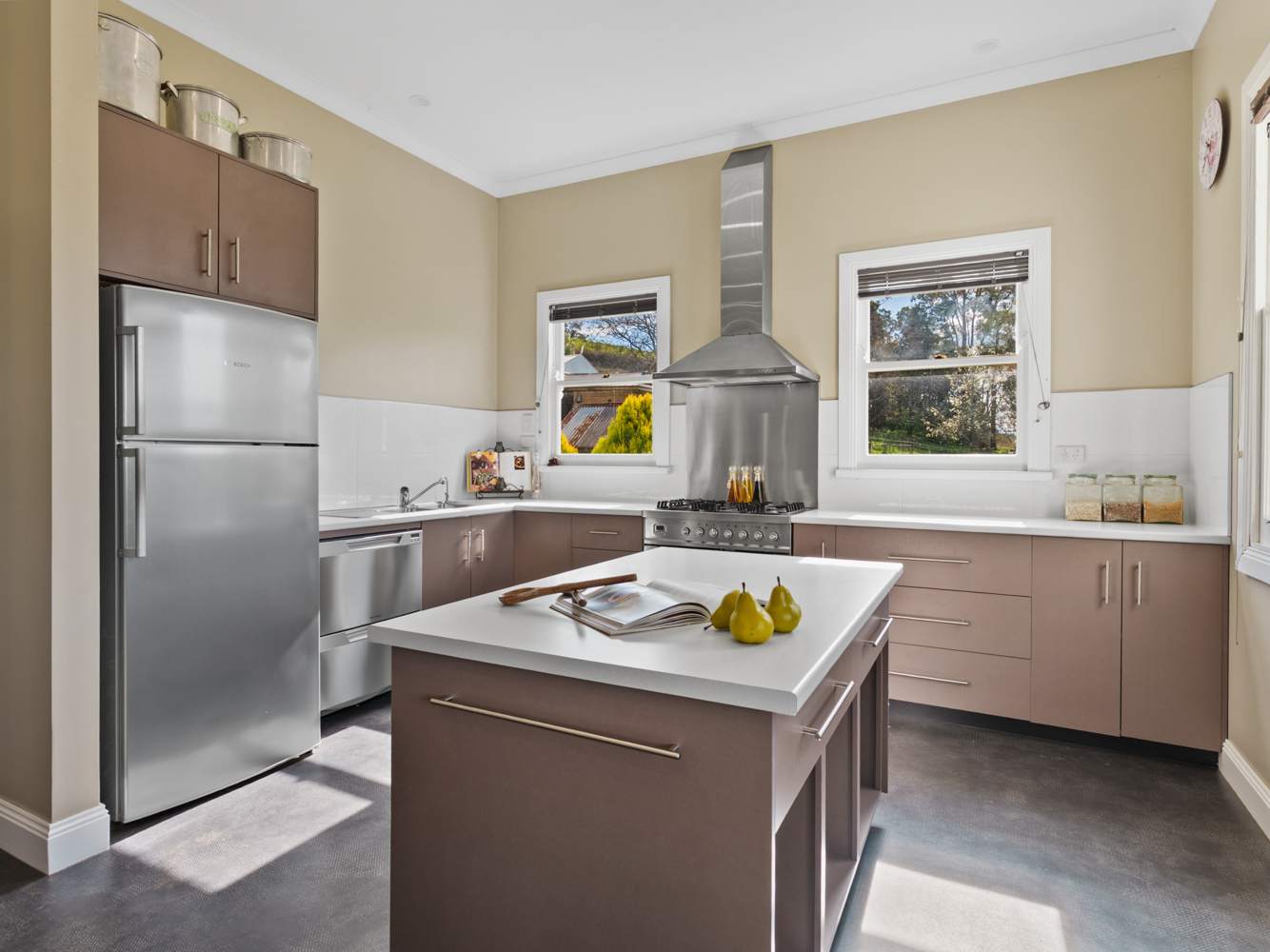 209 Paradise Road, Paradise For Sale by Farmbuy.com - image 8