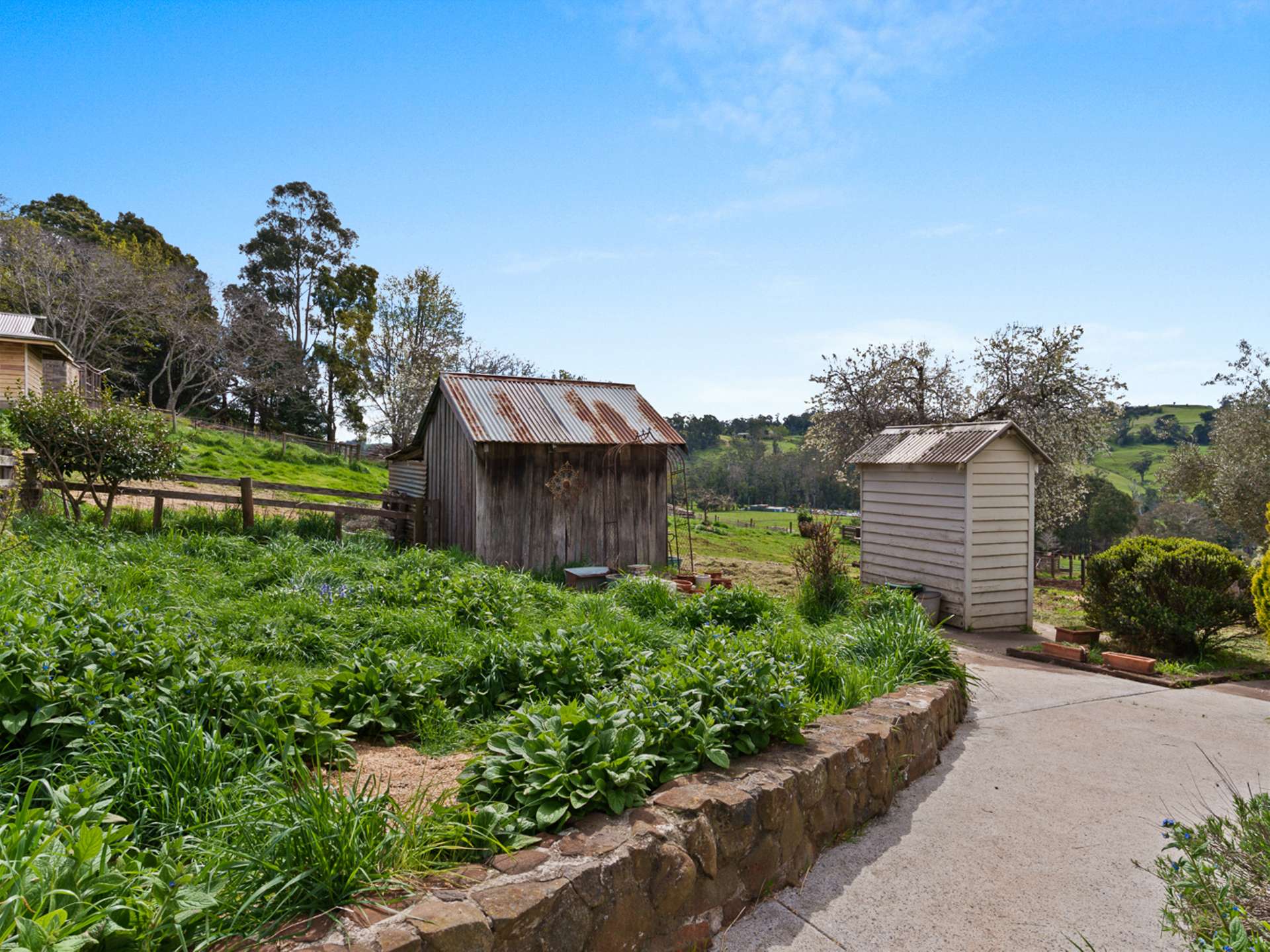 209 Paradise Road, Paradise For Sale by Farmbuy.com - image 33
