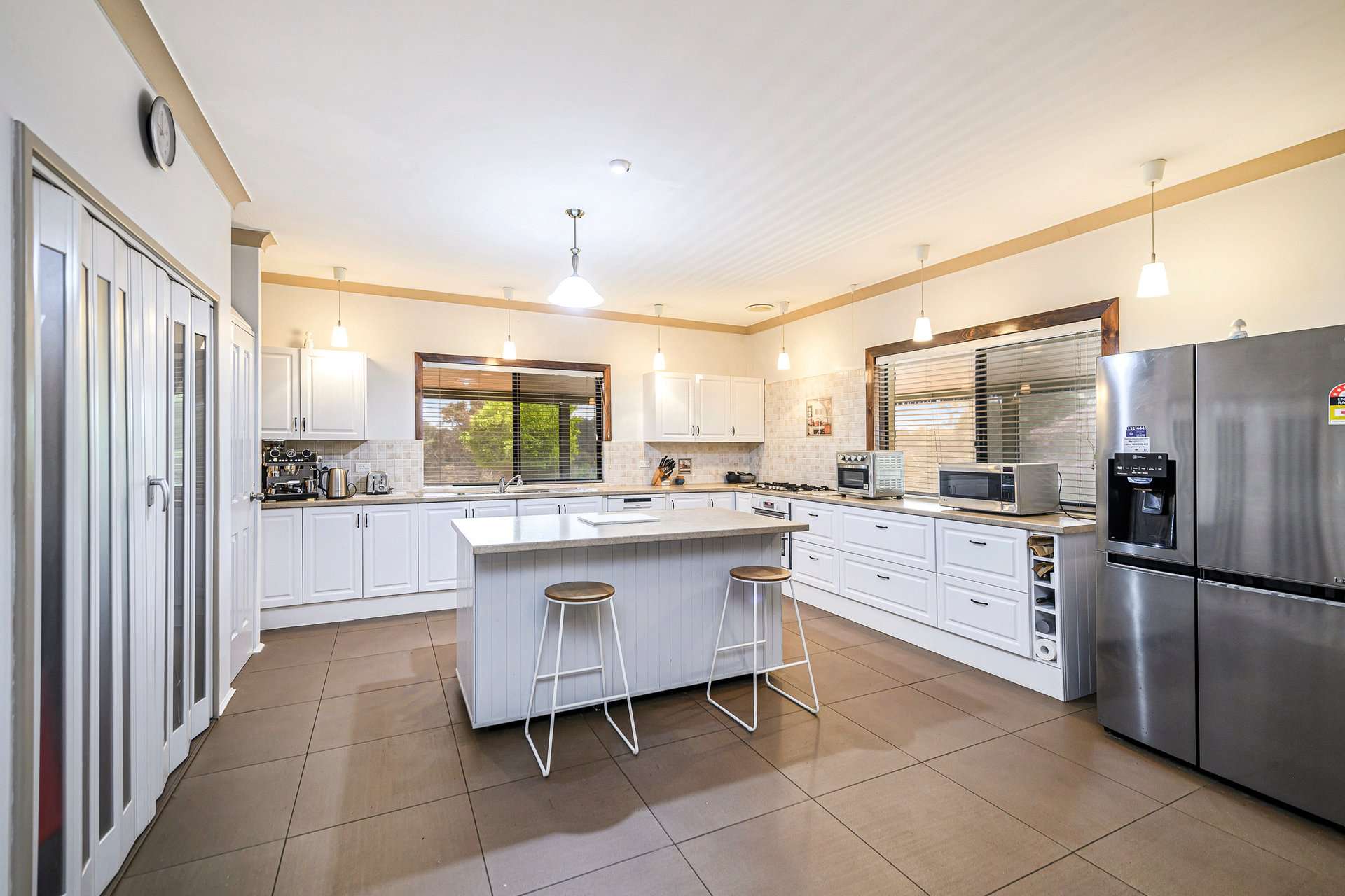 216 Powderbark Road, Lower Chittering For Sale by Farmbuy.com - image 8