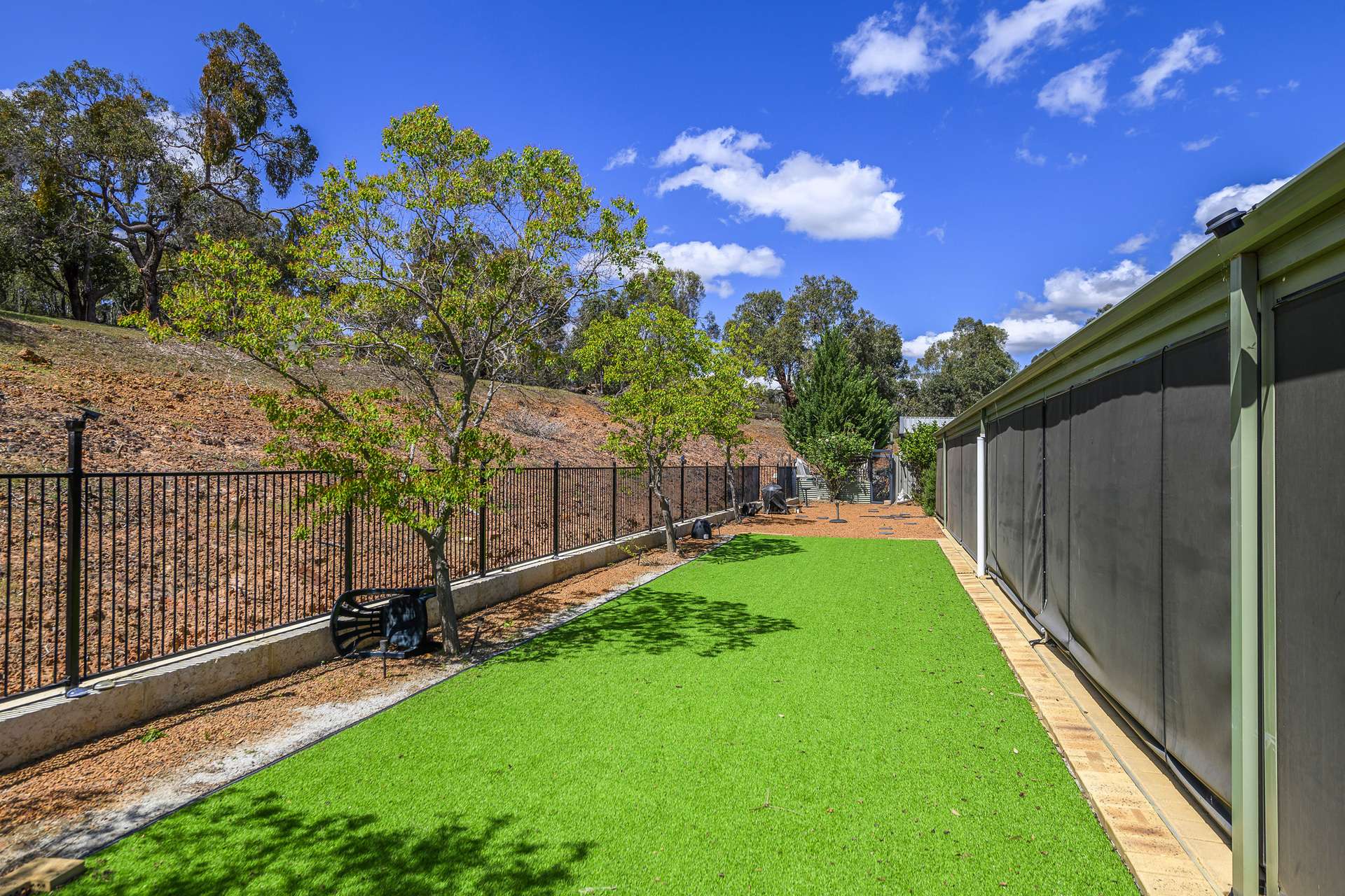 216 Powderbark Road, Lower Chittering For Sale by Farmbuy.com - image 25