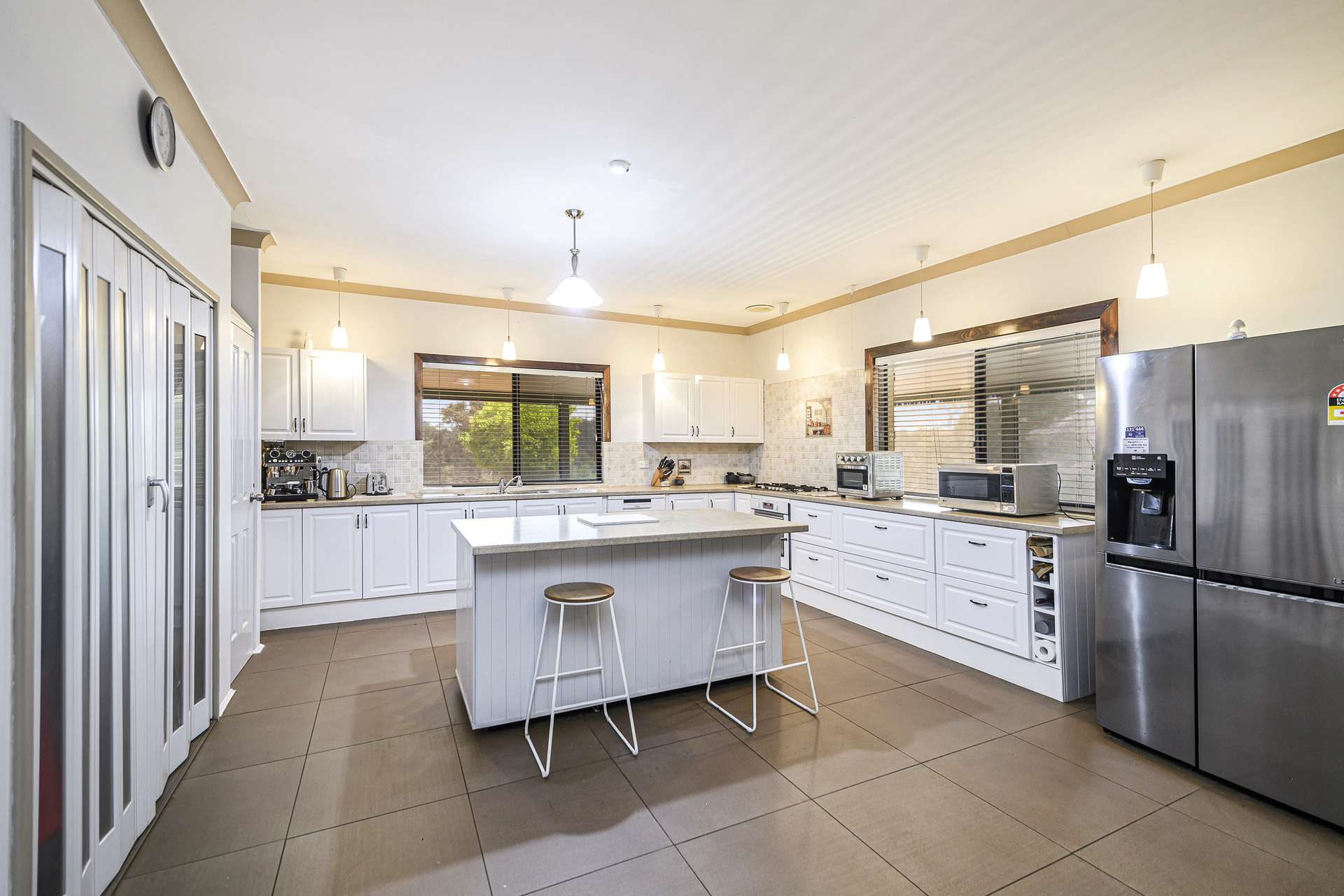 216 Powderbark Road, Lower Chittering For Sale by Farmbuy.com - image 8