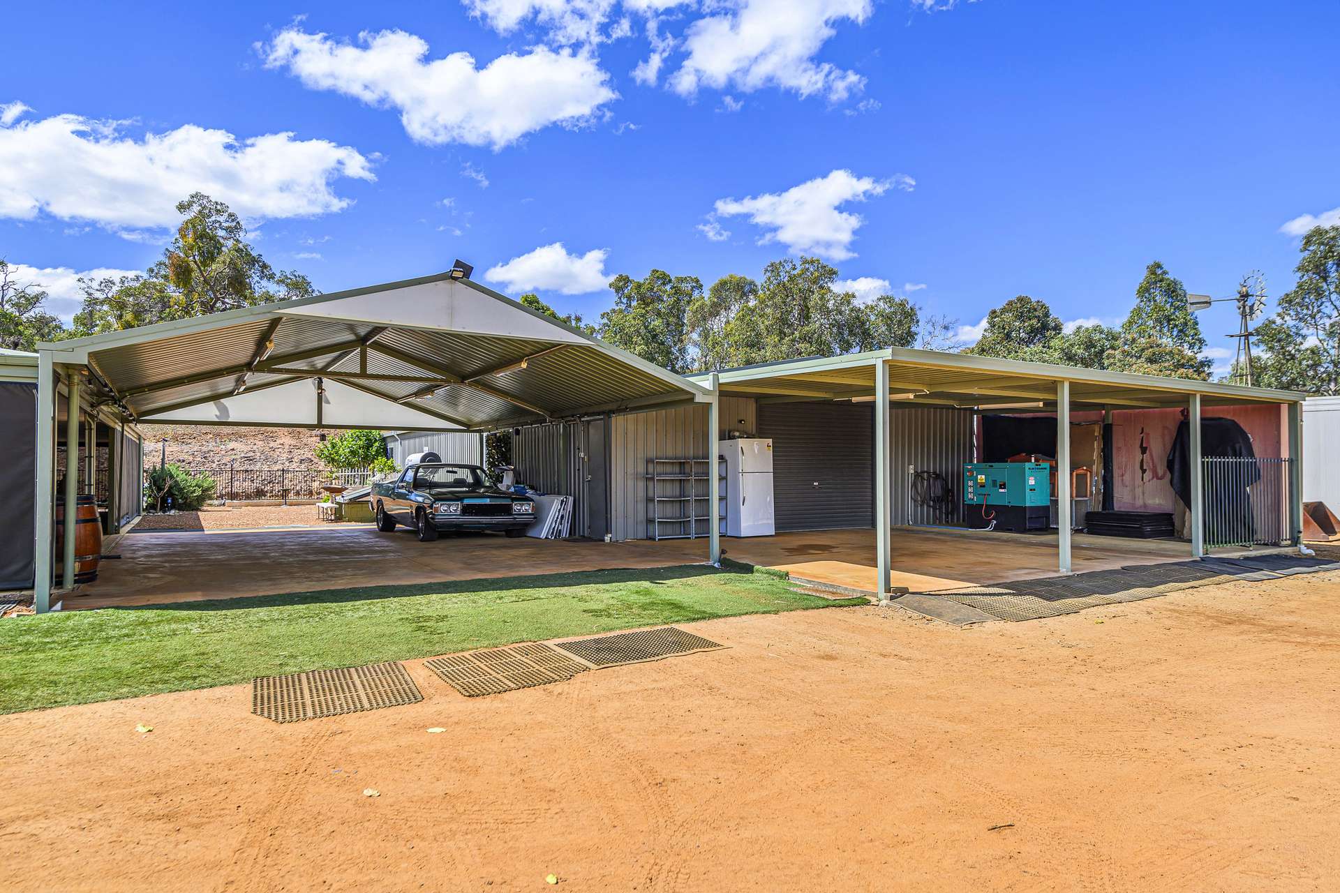 216 Powderbark Road, Lower Chittering For Sale by Farmbuy.com - image 5
