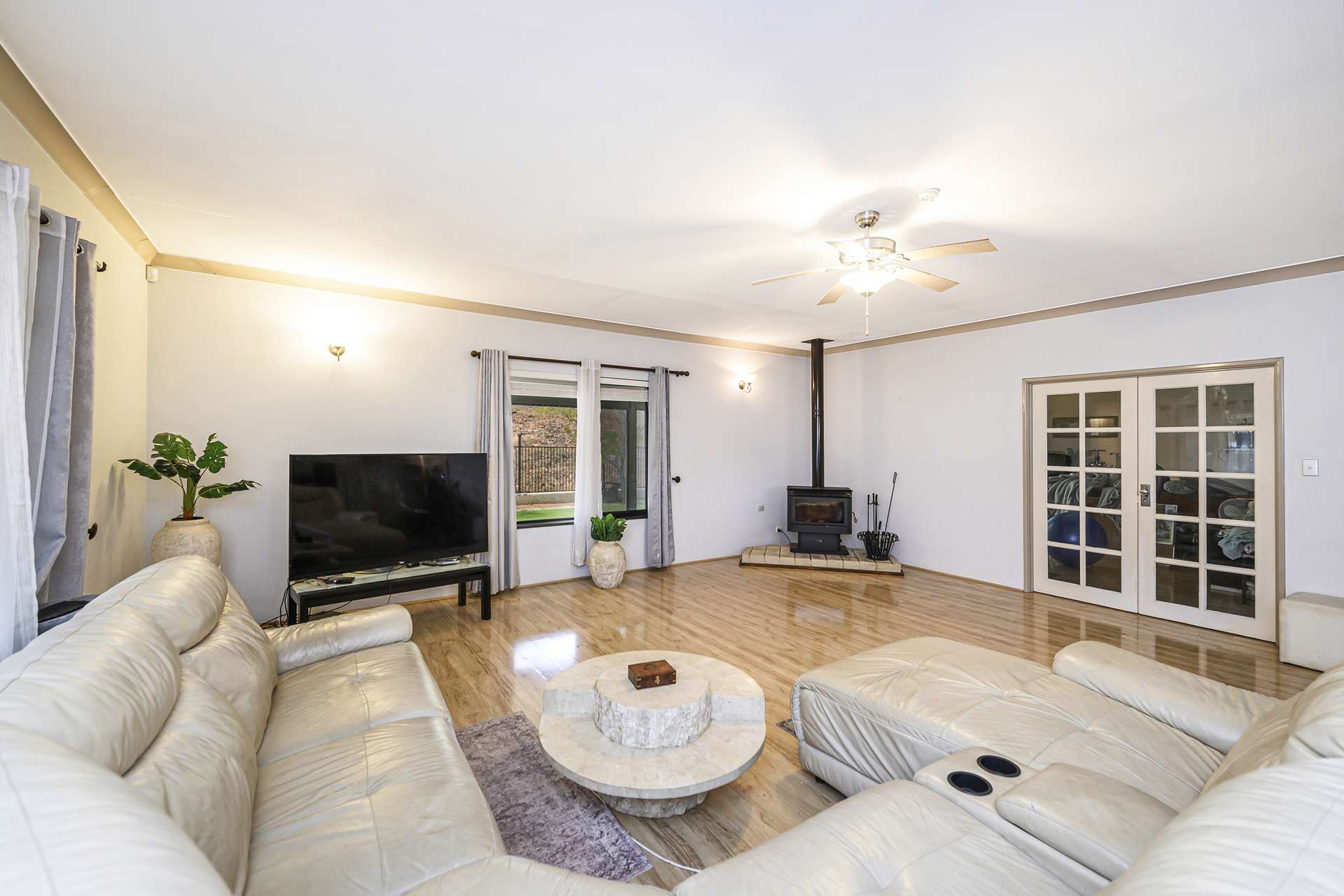 216 Powderbark Road, Lower Chittering For Sale by Farmbuy.com - image 10