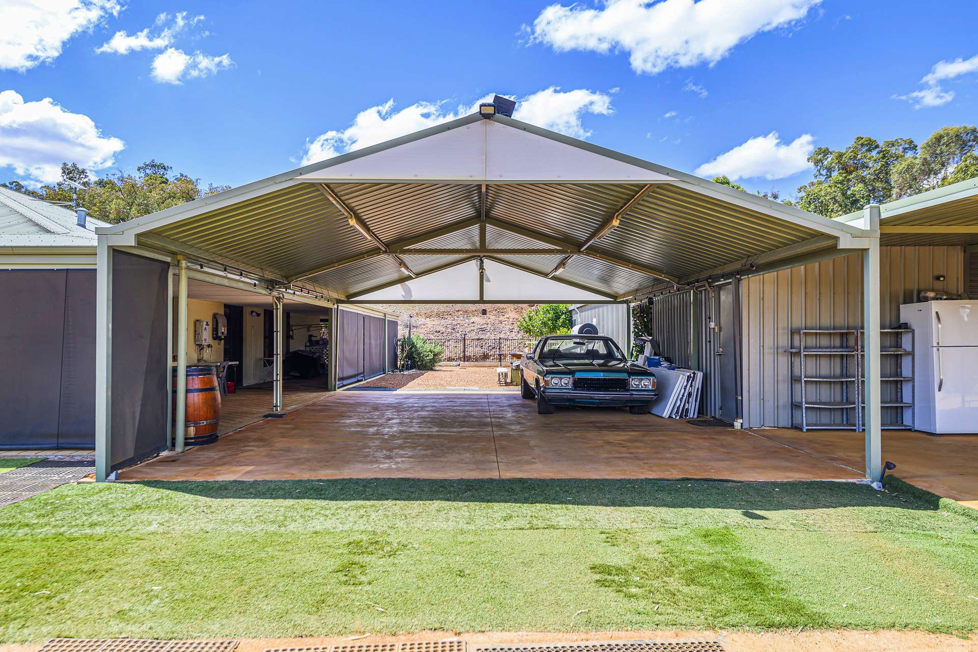 216 Powderbark Road, Lower Chittering For Sale by Farmbuy.com - image 6