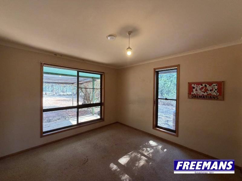 102 Barrons Road, Kingaroy For Sale by Farmbuy.com - image 18