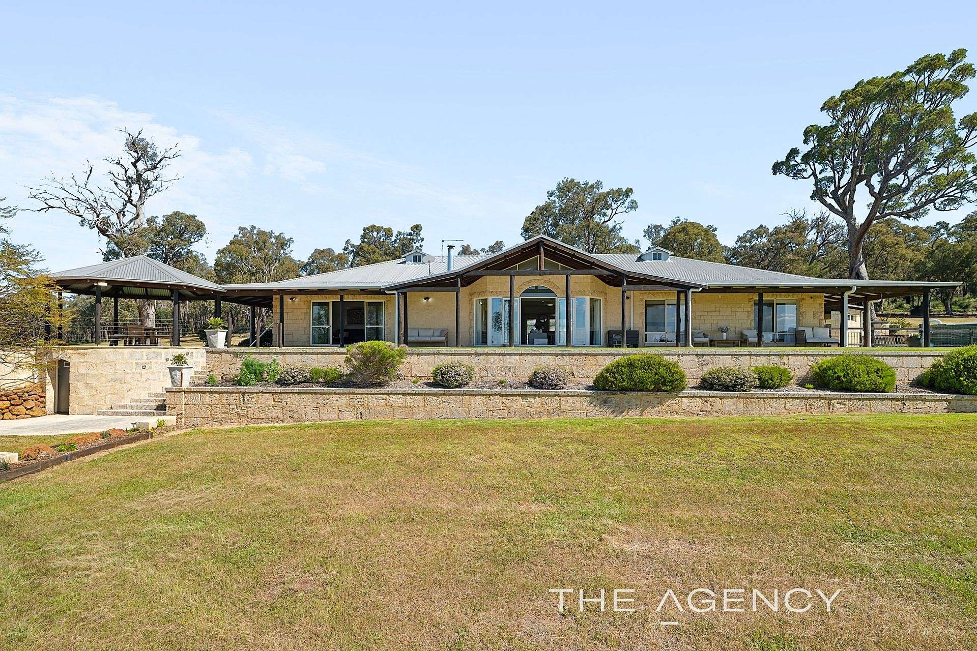 7915 Lilydale Road, Gidgegannup For Sale by Farmbuy.com - image 8